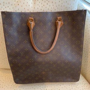Louis Vuitton Signature Shopping Bag/Carryall